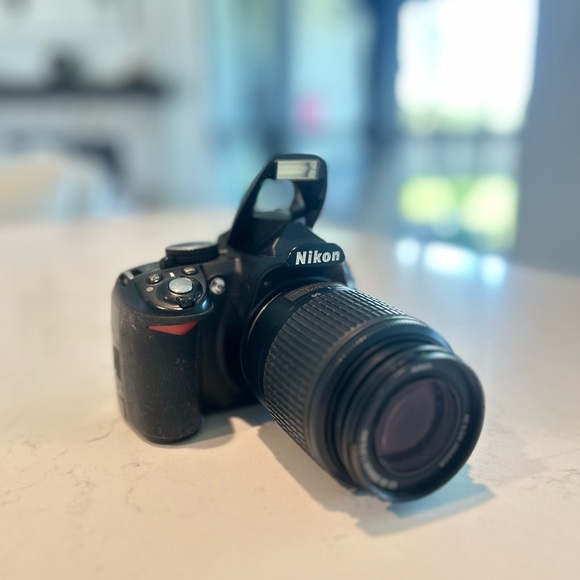 Nikon D3100 DSLR Camera with 55-200mm lens - Picture 13 of 13